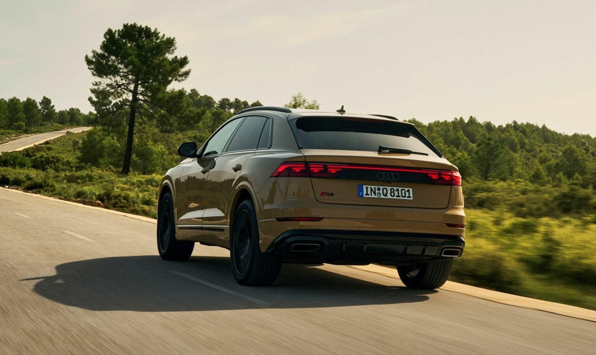 2024 Audi Q8 Features Atala Automotive Lighting by OLEDWorks