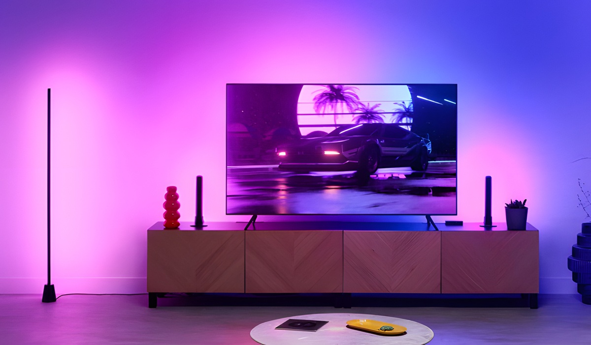WiZ launches HDMI Sync Box with TV Backlight