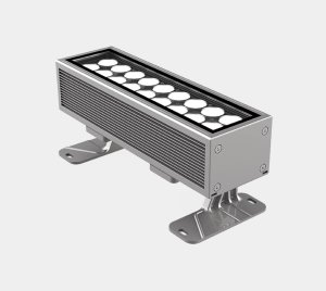 Delta - powerful floodlights for outdoor large-scale architectural lighting