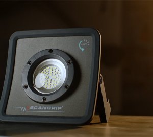 SCANGRIP Compact Rechargeable LED Floodlight with Magnetic Base and Tripod Mount