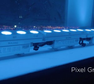 RGBW Linear LED Wall Grazing Fixture for Indoor and Outdoor Architectural Lighting