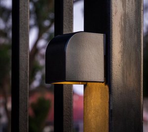 Outdoor LED Down Light for Narrow Posts, Perimeter Fencing, Pool Enclosures, Columns, Doorways, and Pergolas