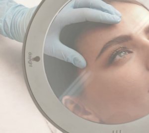High CRI LED Magnifier Light for Clear Color Matching in Dermatology, Chiropody, and Cosmetic Clinics
