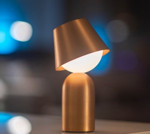 Battery-Powered LED Lantern and Table Lamp for Home Decor, Outdoor Dining, and Travel Lighting