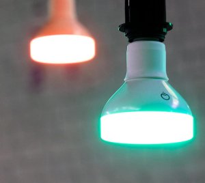 LIFX BR30 Smart LED Floodlight Bulb for Indoor/Outdoor Lighting with HomeKit, Siri, Alexa, and Google Compatibility