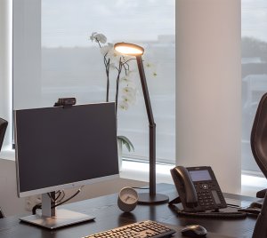 High CRI LED Desk Lamp with Glare-Controlled Prismatic Optics & HCL Support