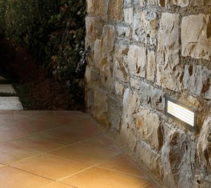 Recessed Outdoor LED Step and Pathway Light with Sealed Housing for Wet Location Applications