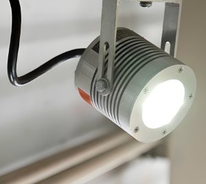 Small Form Factor Explosion-Proof LED Luminaire for Tight Spaces in Harsh Environments