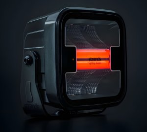 Cold Weather LED Work Light with Auto-Activating Lens Heater