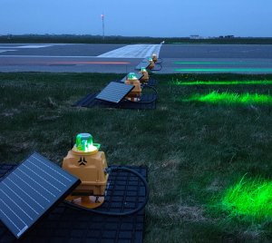 Solar-Powered ICAO-Compliant Medium Intensity Runway Threshold Light for Civil and Military Airports