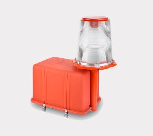 Omnidirectional Flashing Approach Light for Precision Runway End Detection and Acquisition
