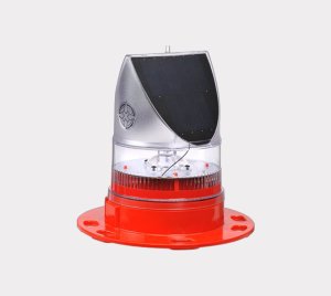 Solar LED Obstruction Light for Temporary Barricade and Hazard Marking with Automatic Night Activation