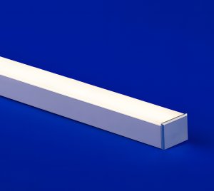 Linear LED Light Fixtures with Extruded Aluminum Housing and Integrated Metal Endcaps for Sleek Design