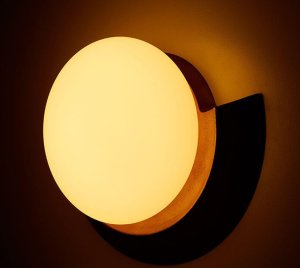 ADA Compliant Dimmable Wall Sconce with TRIAC, Forward Phase, and 0–10V Control Options for Residential and Commercial Spaces