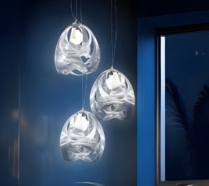 Artistic Pendant Lamp with Fluid Sculptural Design and Sparkling Decorative Lighting Effects