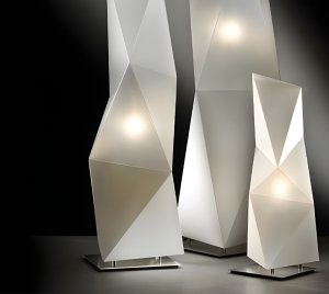 Artistic Floor Lamp with Diamond Geometry and Luminous Facets for Contemporary Interiors
