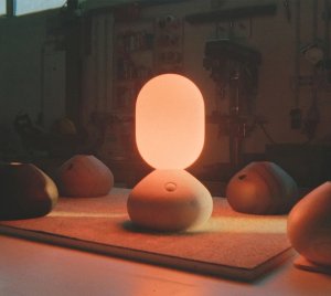 Luxury Ambient Table Lamp with Sunset Dimming Technology and Melatonin Boosting Spectrum