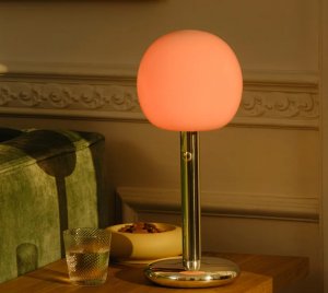 Dimmable Ambient Table Lamp with Blue-Free Light for Circadian Rhythm Support