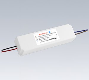 Wireless 2.4 GHz Single-Channel LED Driver with Programmable Dimming Curves for LED Strip Lights and LED Panel Lights