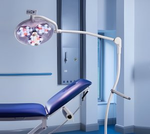 Mobile LED Surgical Light with Superior Shadow Control and Full Spectrum Color Rendition