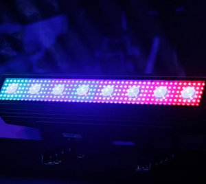 Pixel Mapping RGBW LED Bar with Vibrant Color Mixing for Synchronized Visual Sequences