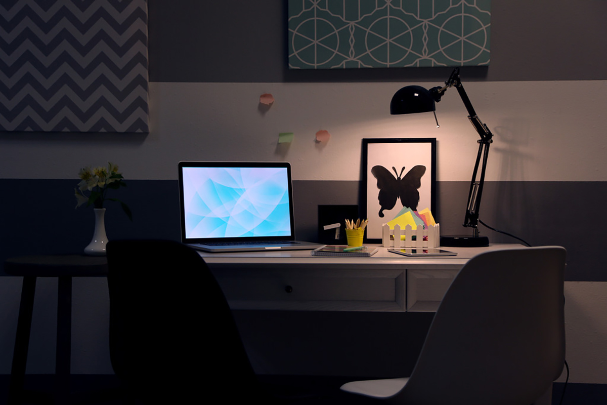 Desk-Lamps-3.jpg
