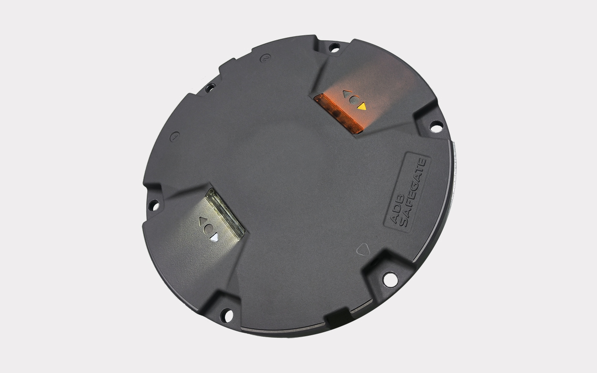 12-Inch LED Runway Edge Light with Fail-Open Technology for Legacy Monitoring Systems