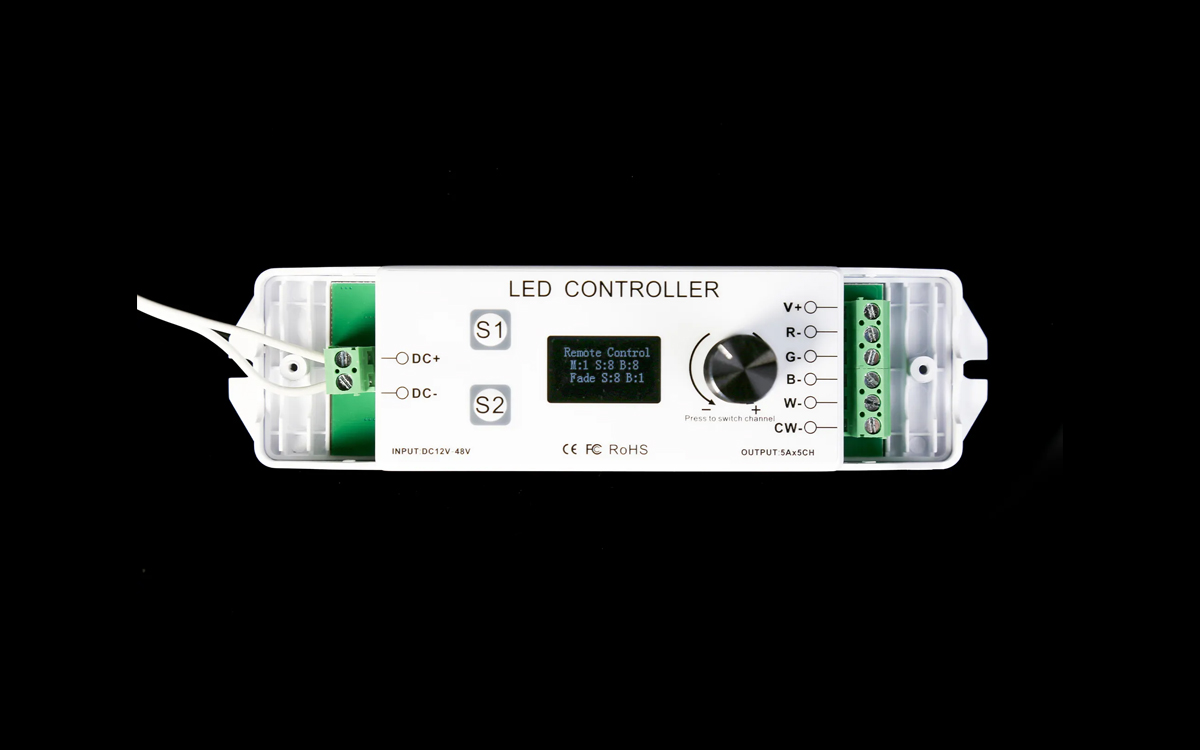 5-in-1 Flicker-Free  RGBW LED Controller for Precision Dimming of 12V to 48V Color-Changing Lighting Systems