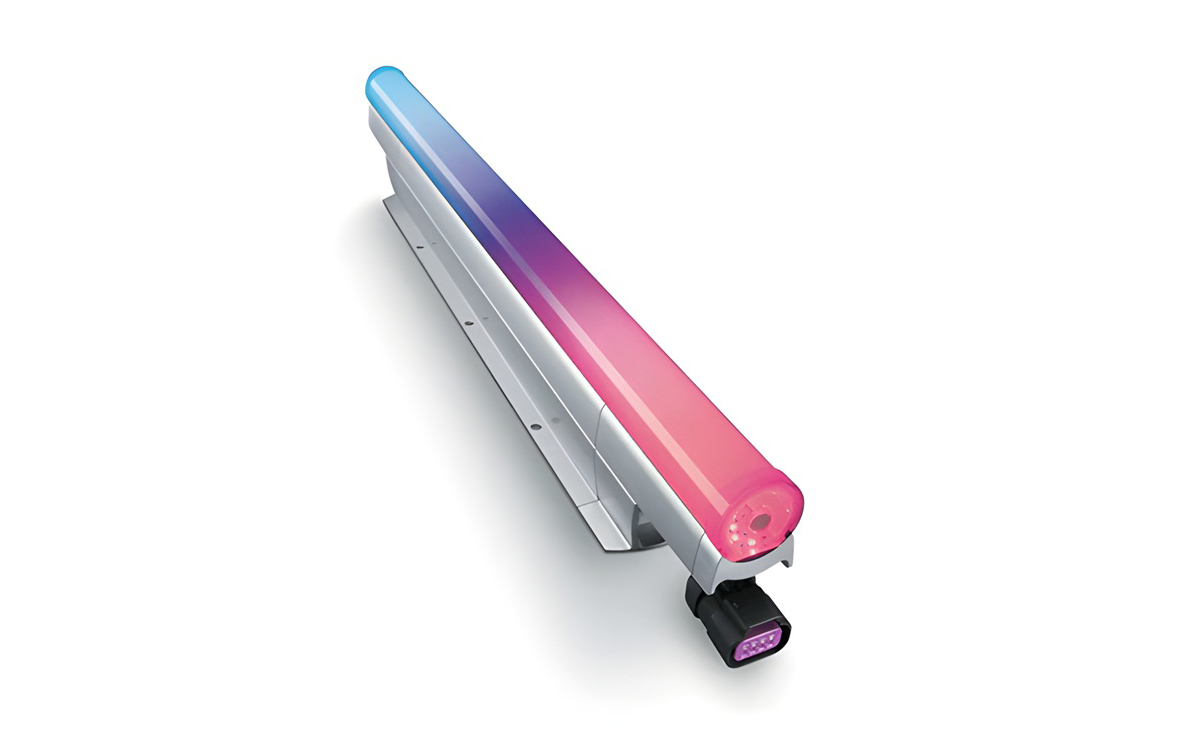 Accent MX Powercore gen3 Linear RGB Direct-View LED Fixture for Dynamic Color Displays and Architectural Video Applications