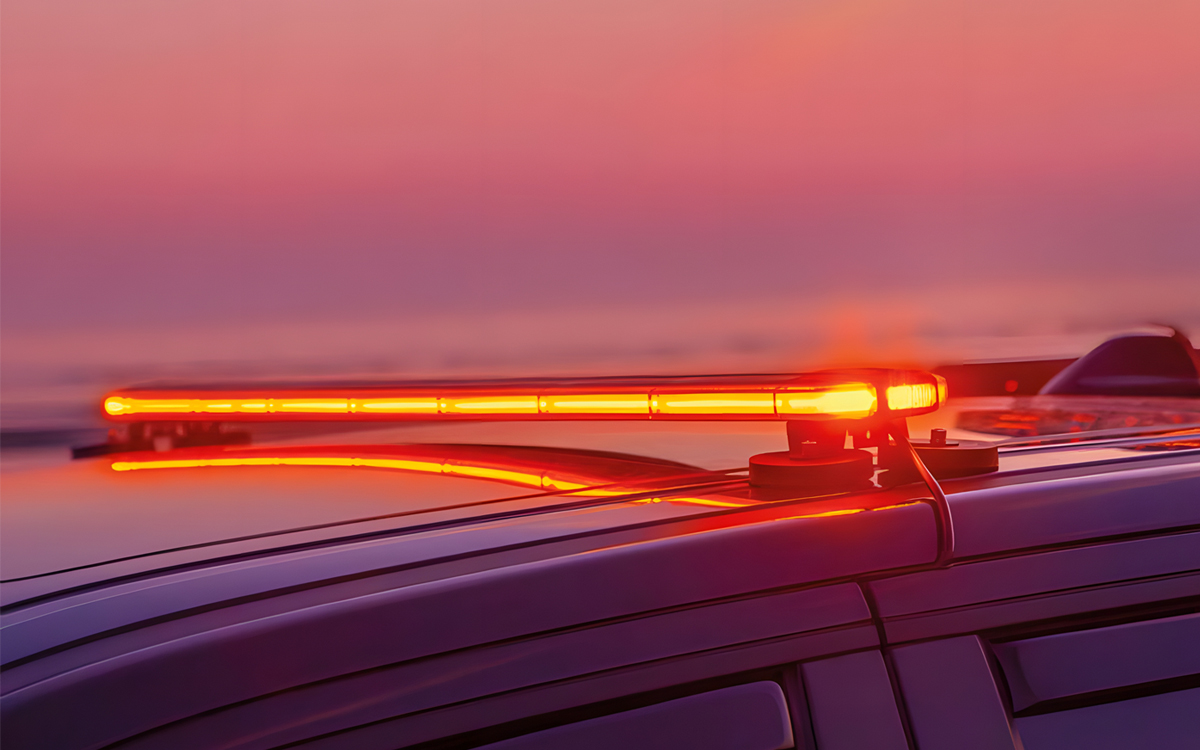 Amber LED Warning Light Bars for Commercial Trucks and Equipment with ECE R65 Class 1 & 2 Approval