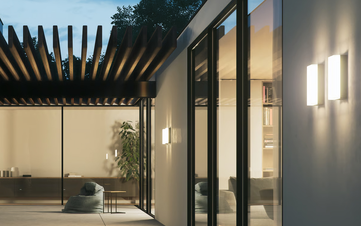 Architectural Outdoor Wall Luminaire with Thick Ice-Edge Crystal Glass