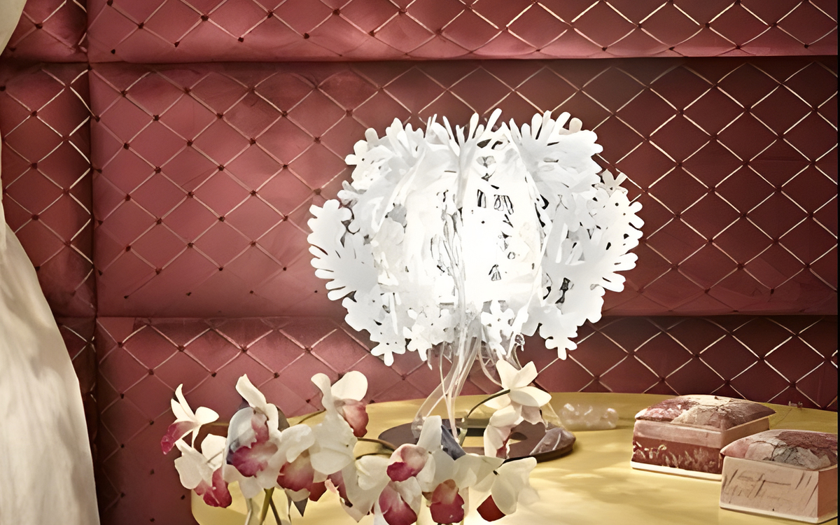 Artistic Table Lamp with Floral-Inspired Sculptural Petals and Decorative Ambient Lighting