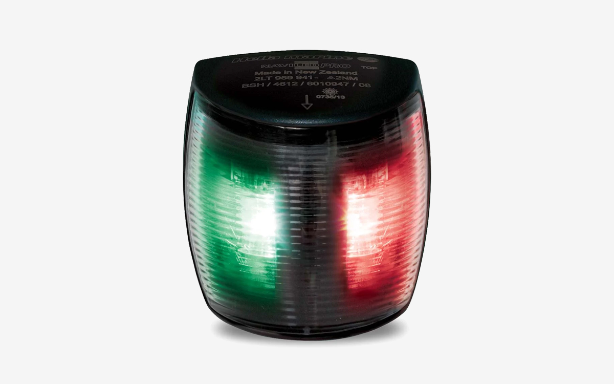 Bi-Color LED Navigation Light with 2 Nautical Mile Visibility Range for Vessels up to 50 Meters