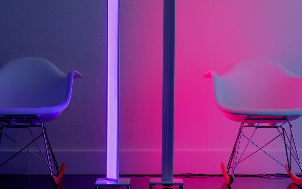 Color-Changing LED Tower Lamp for Ambient and Decorative Lighting