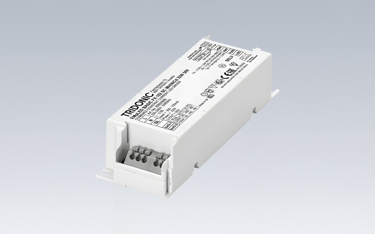 Combined Emergency LED Driver with Constant Power Output for Offices, Retail and Public Buildings