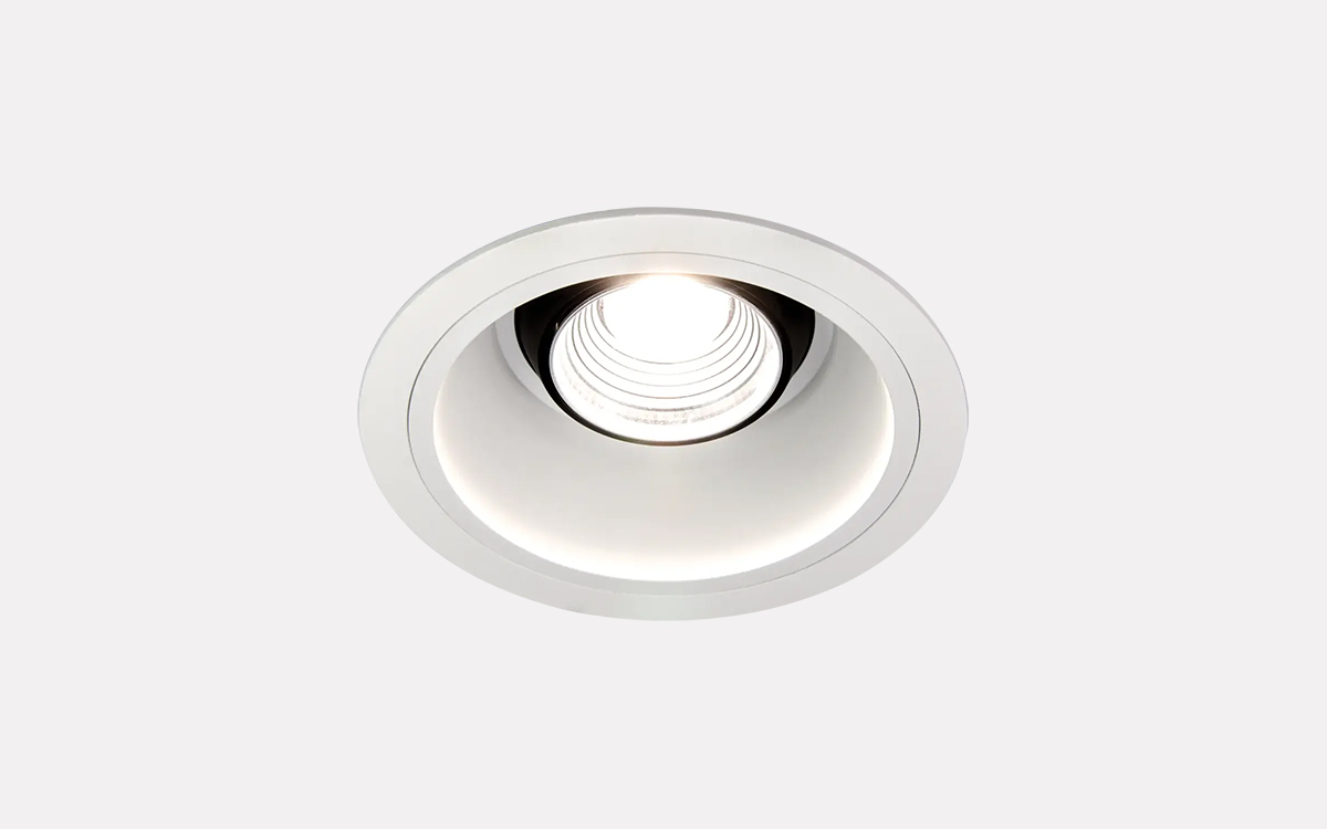 Commercial LED Downlights for Drop Ceilings with Advanced Glare Control