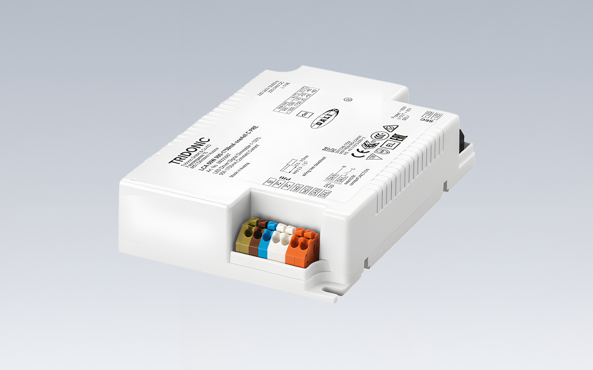 Constant Current DALI-2 LED Driver with Constant Light Output Function and Fade2Zero Switch-Off