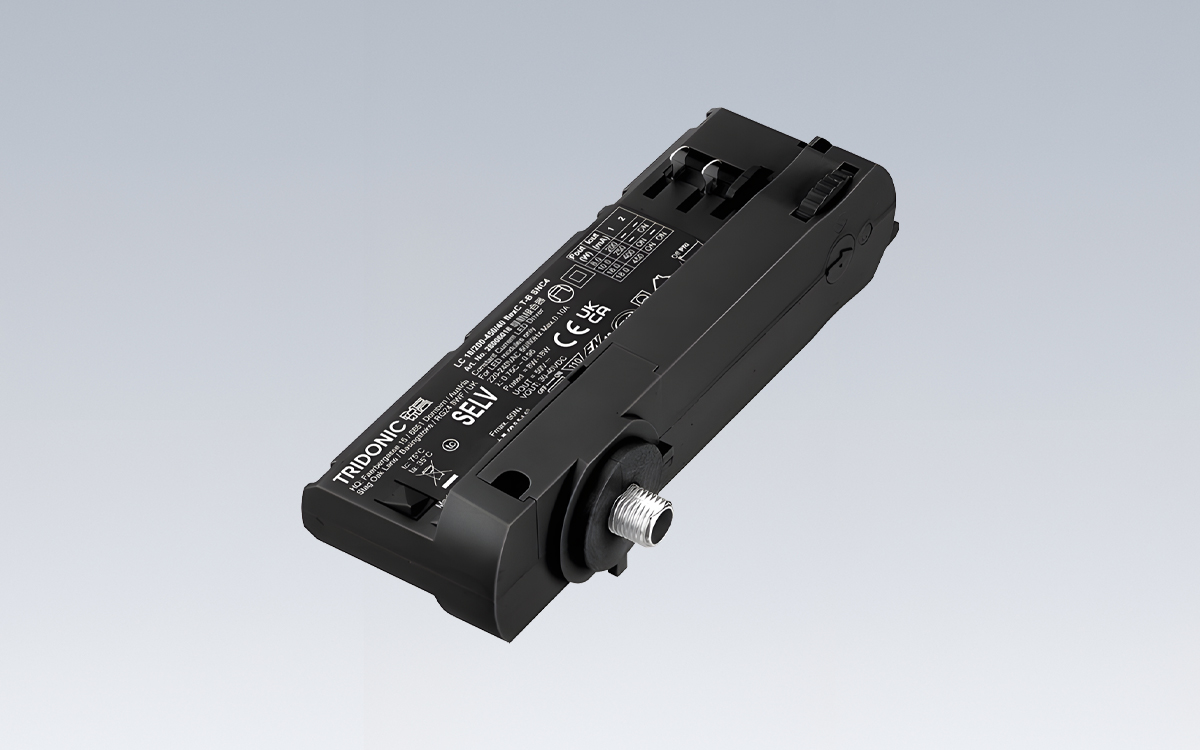 Constant Current LED Driver for 3-Phase Track Lighting with Selectable Output Current from 200 to 450 mA
