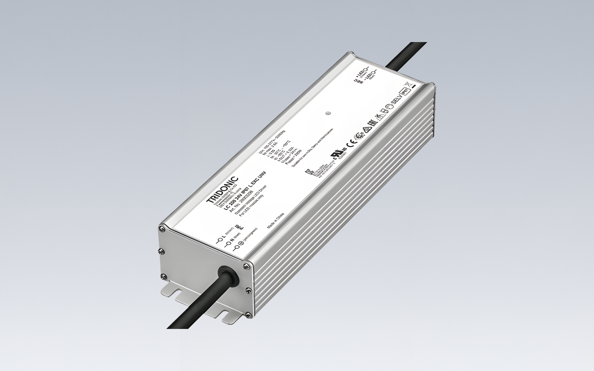 Constant Voltage LED Driver for Robust Outdoor and Indoor Lighting Systems with Universal Input Voltage Range