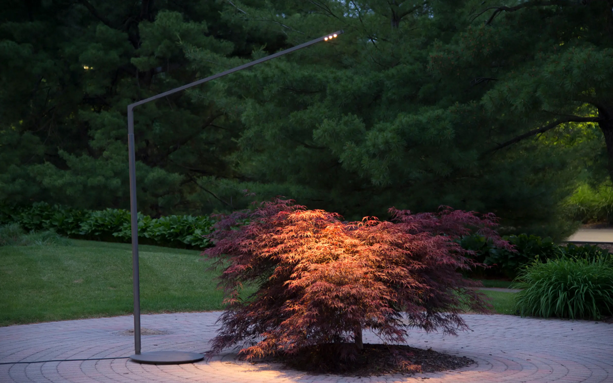 Contemporary Outdoor LED Floor Lamp for Artistic Lighting in Pathways, Courtyards, and Public Plazas