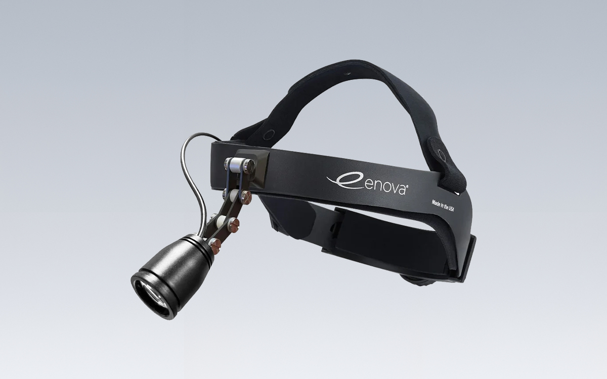 Cordless LED Surgical Headlight with Center-Balanced Optics and Clear Spot Definition for Close-Range Procedural Demands