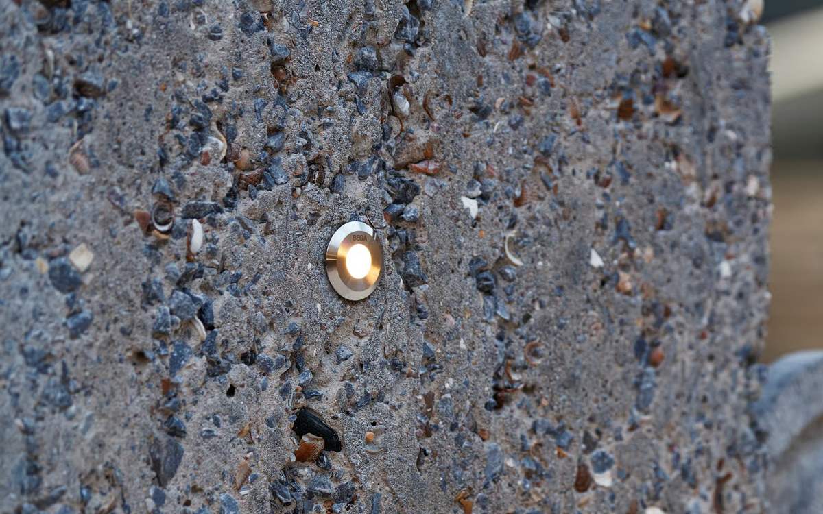 Corrosion-Resistant Stainless Steel 24V DC Recessed Wall Light for Outdoor Pathway and Staircase Illumination