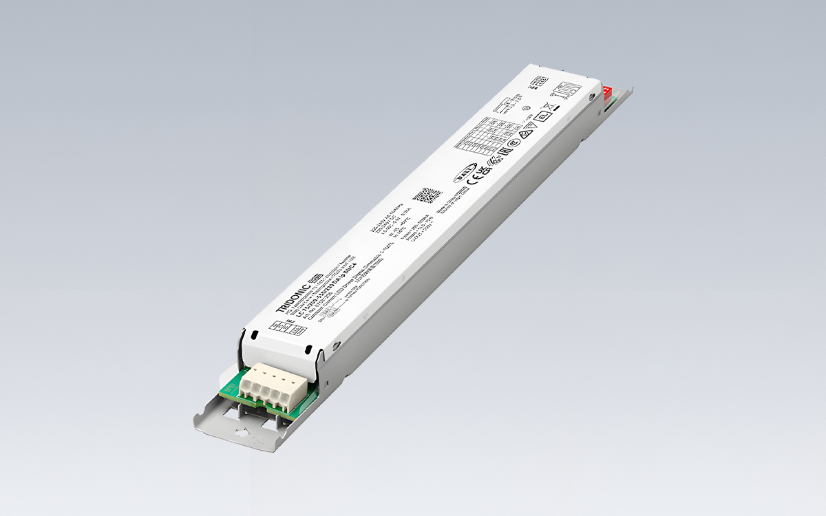 DALI-Enabled LED Driver for Smooth Dimming and Smart Light Management in Indoor Environments