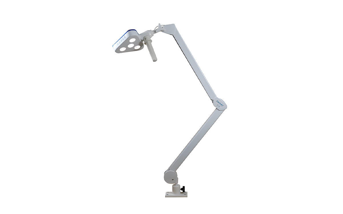 Desk-Mount Clinical LED Task Light with High CRI and R9 Value for Natural Skin Tone Observation