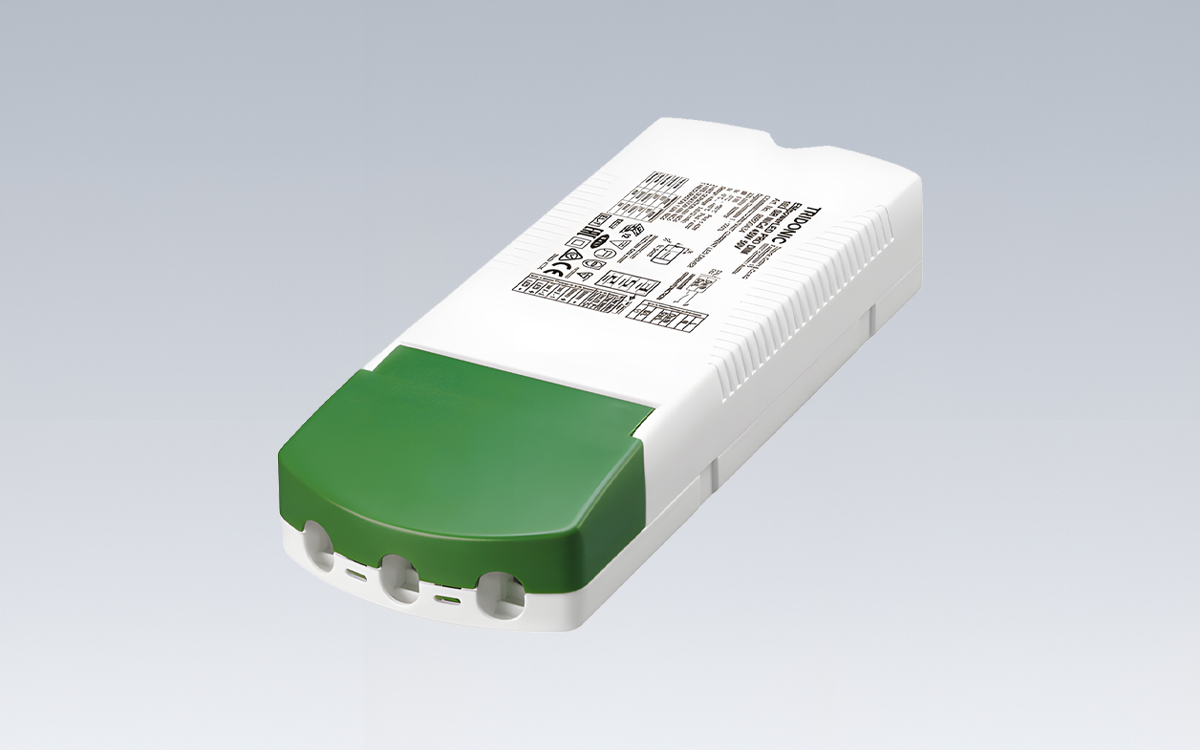 Dimmable LED Emergency Driver for Self-Contained LED Modules with DALI Interface and Automatic Self-Test Function