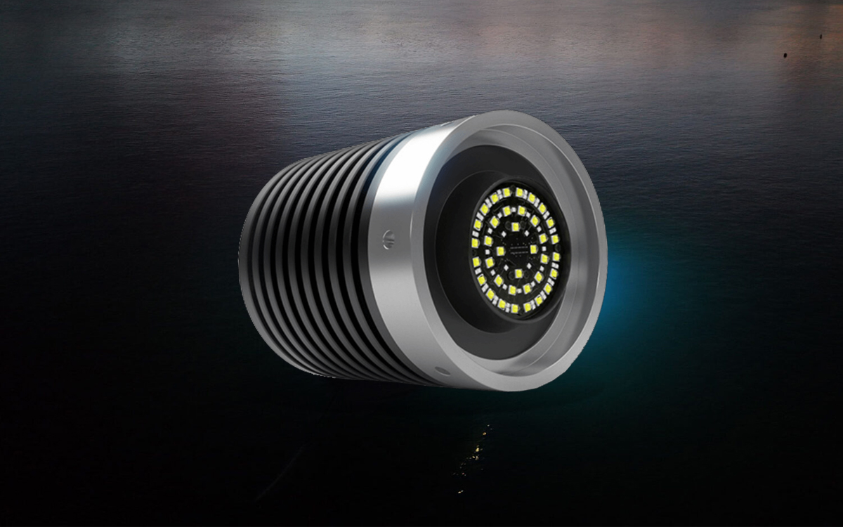 Dual-Color Underwater LED Light for Retrofit into Weld-In Flanges on Yachts and Vessels