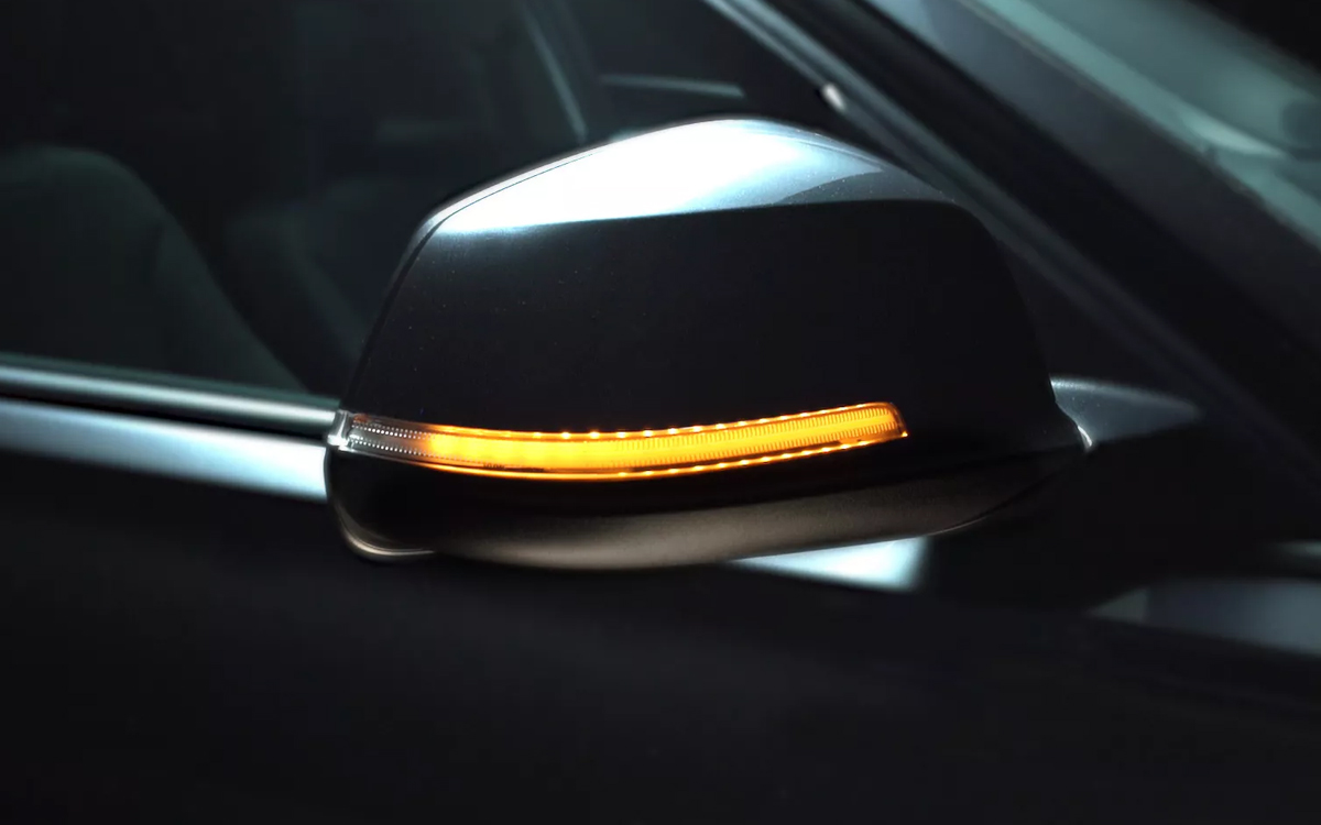 Dynamic LED Mirror Indicators for BMW 1, 2, 3, and 4 Series