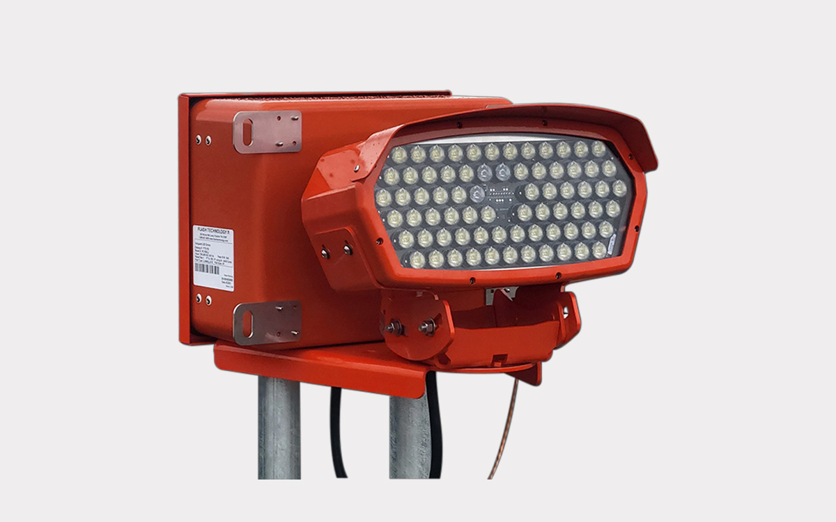 FAA-Compliant LED Runway End Identifier Light (REIL) System for L-849(L) Applications