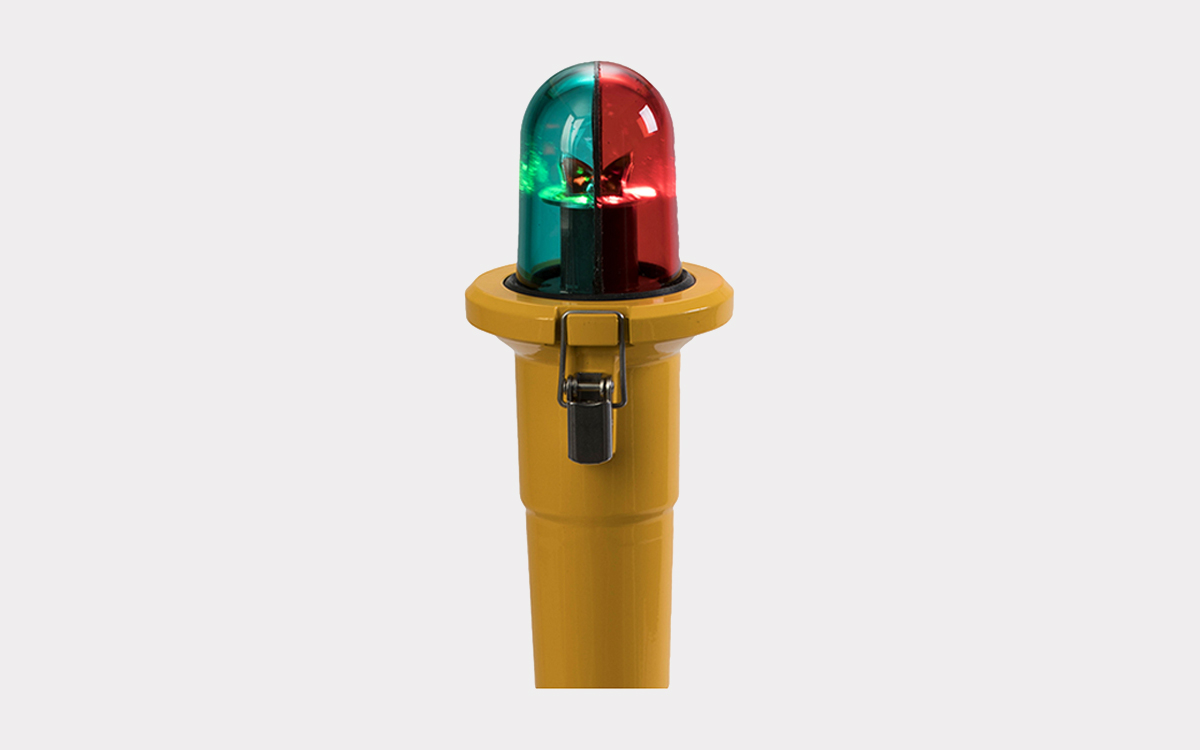 FAA L-861E(L) Certified Medium-Intensity Bidirectional Elevated LED Runway Threshold and End Light