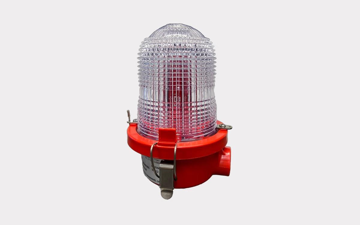 FAA Type L-810 Low-Intensity Red and IR LED Obstruction Light with Valox Base and Flashing Operation